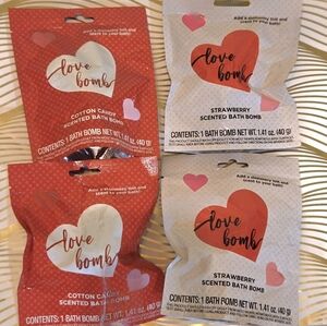 Shimmering Cotton Candy and Strawberry Bath Bomb - Pack of 4